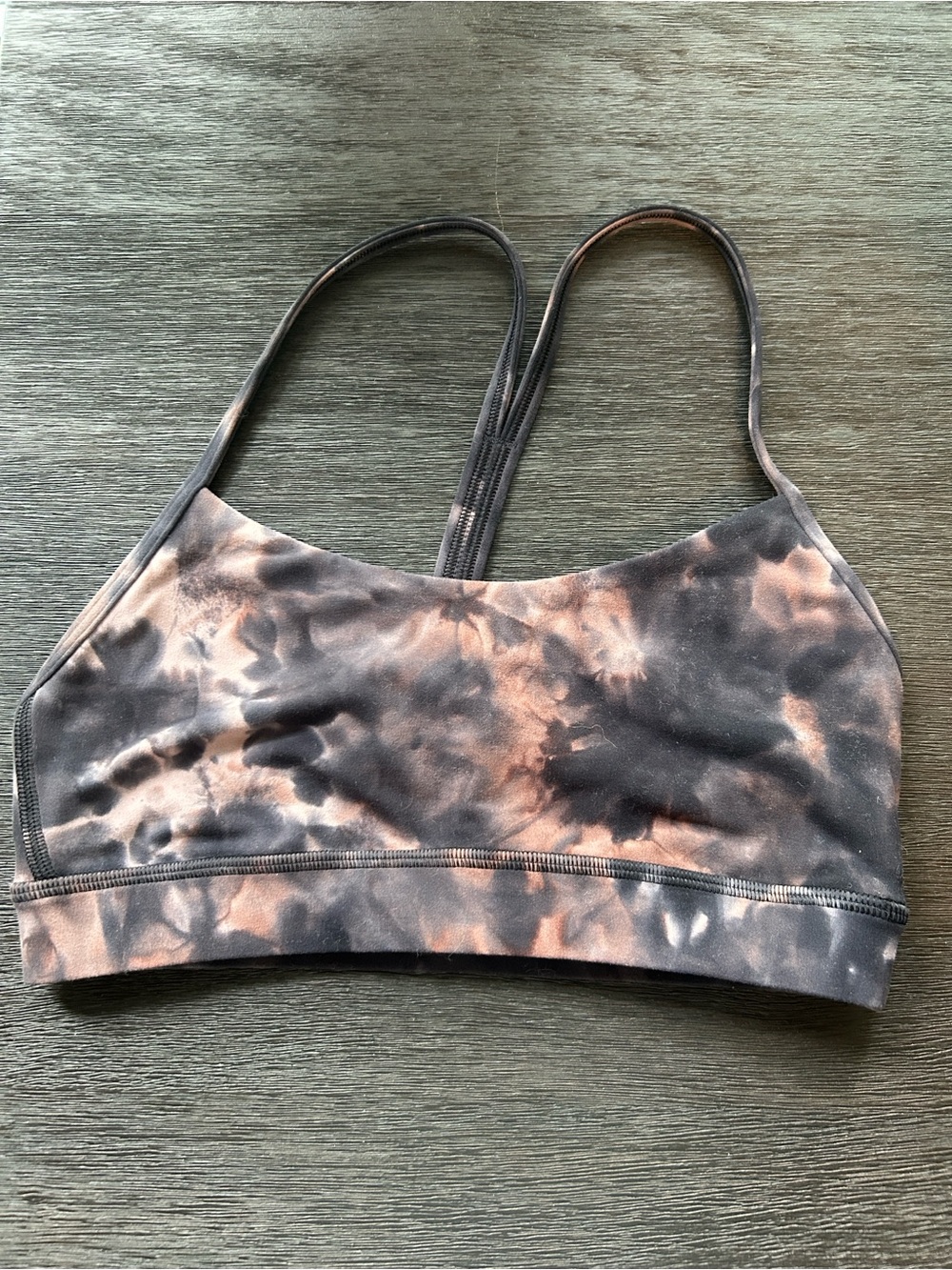 Lululemon flow y bra